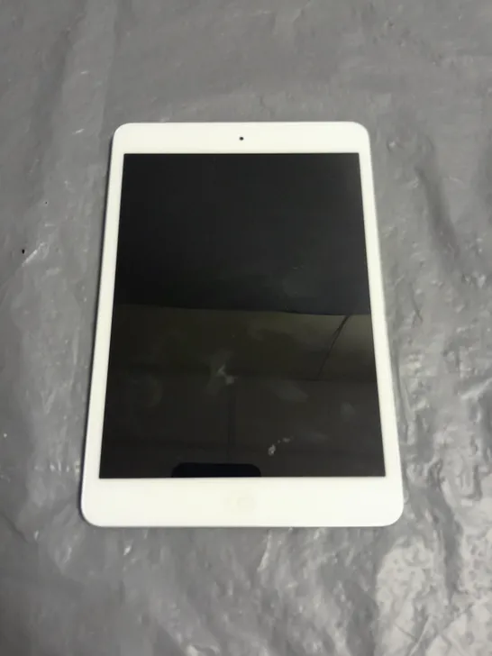 UNBOXED APPLE IPAD MINI IN WHITE - A1432