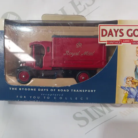 LLEDO DAYS GONE DENNIS ROYAL MAIL DELIVERY VAN MODEL