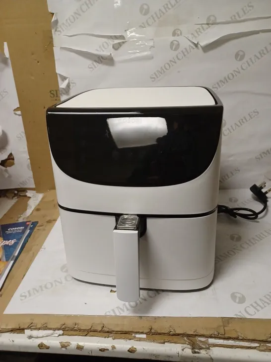 COSORI AIR FRYER 1700W MAX XXL 5.5L DIGITAL TOUCHSCREEN - WHITE