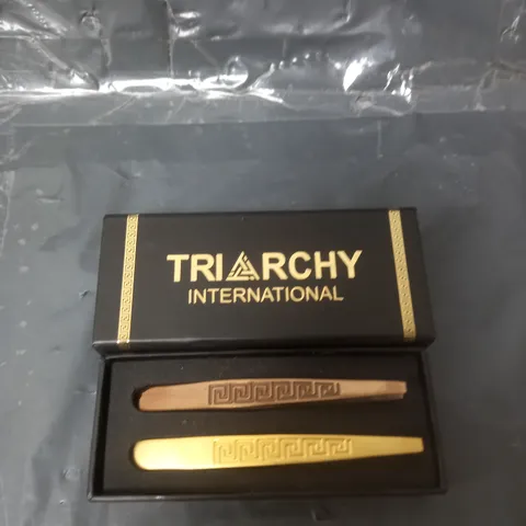 LOT OF 12 TRIARCHY INTERNATIONAL PREMIUM TWEEZER SET