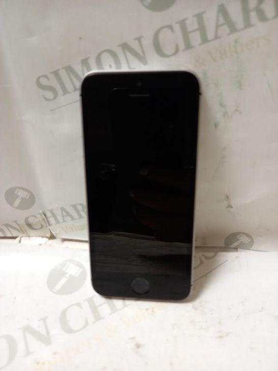 APPLE IPHONE 5 SE - BLACK/SILVER