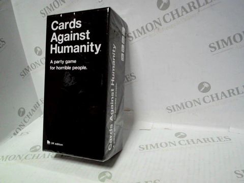 CARDS AGAINST HUMANITY CARD GAME   17+
