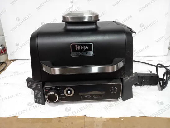 BOXED NINJA WOODFIRE ELECTRIC BBQ GRILL & SMOKER WITH AIR FRY FUNCTION OG701UKQ