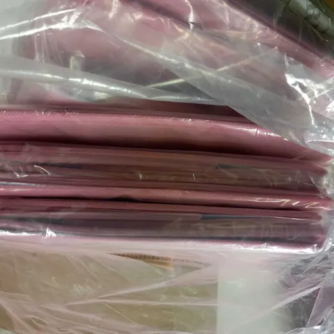LOT OF APPROX 6 PINK COLLAPSBLE PACKAGED STORAGE BOXES - ASSORTED SIZES