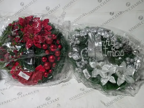 BOX OF APPROXIMATELY 10 ASSORTED HOUSEHOLD ITEMS TO INCLUDE DECORATIVE MERRY CHRISTMAS WREATH IN SILVER, DECORATIVE FESTIVE WREATH IN RED, ETC