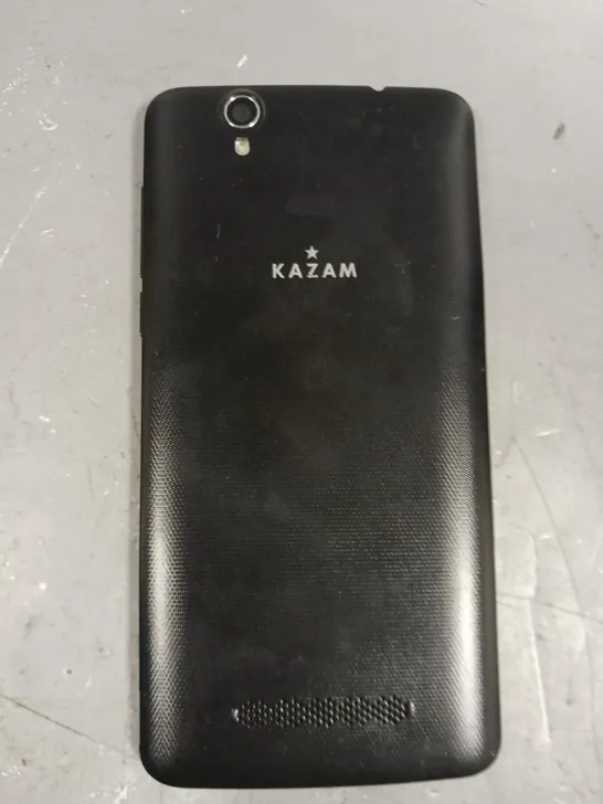 KAZAM TROOPER 555 SMARTPHONE 