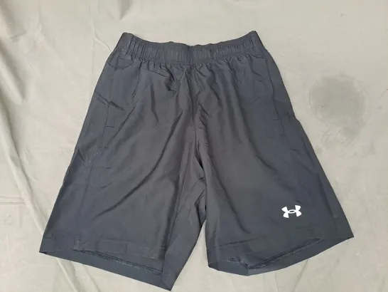 UNDER ARMOUR WOVEN HALFBACK SHORTS IN BLACK SIZE MEDIUM