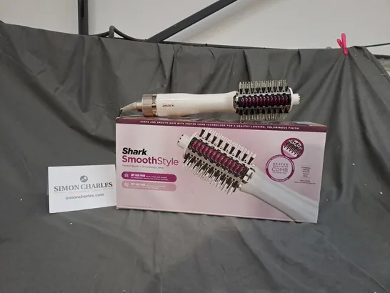 BOXED SHARK SMOOTHSTYLE HOT BRUSH & SMOOTHING COMB