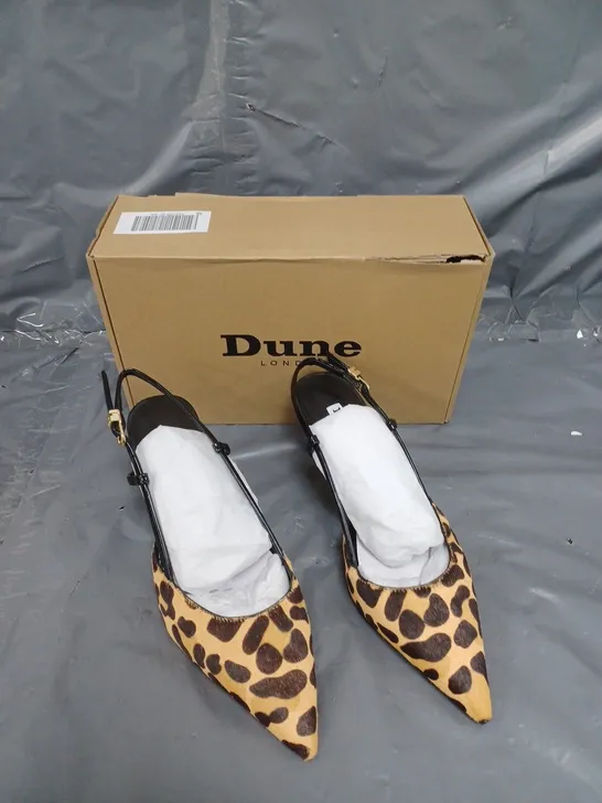 BOXED PAIR OF DUNE LONDON LEOPARD PRINT PONY CLEAN SLINGBACK COURT HEELS SIZE 6