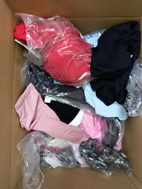 BOX OF APPROXIMATELY 25 ASSORTED CLOTHING PRODUCTS IN VARIOUS SIZES TO INCLUDE JUMPERS, SOCKS, DRESSES ETC 