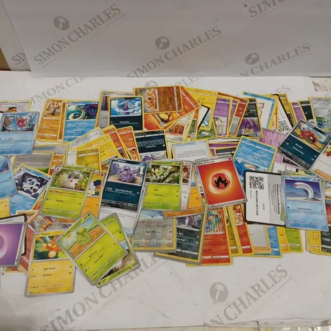 LOT OF APPROXIMATELY 50 ASSORTED TRADING/TRAINING CARDS 