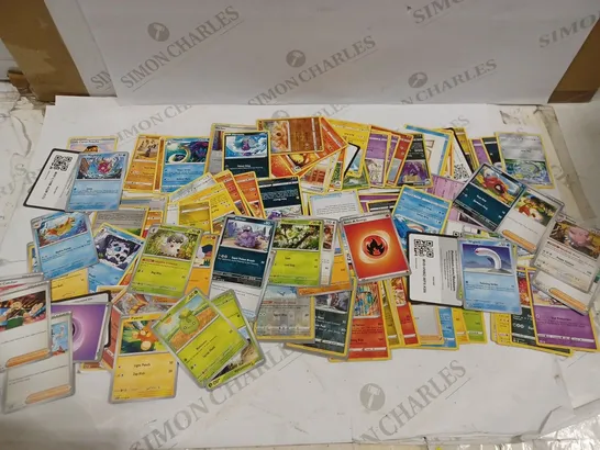 LOT OF APPROXIMATELY 50 ASSORTED TRADING/TRAINING CARDS 