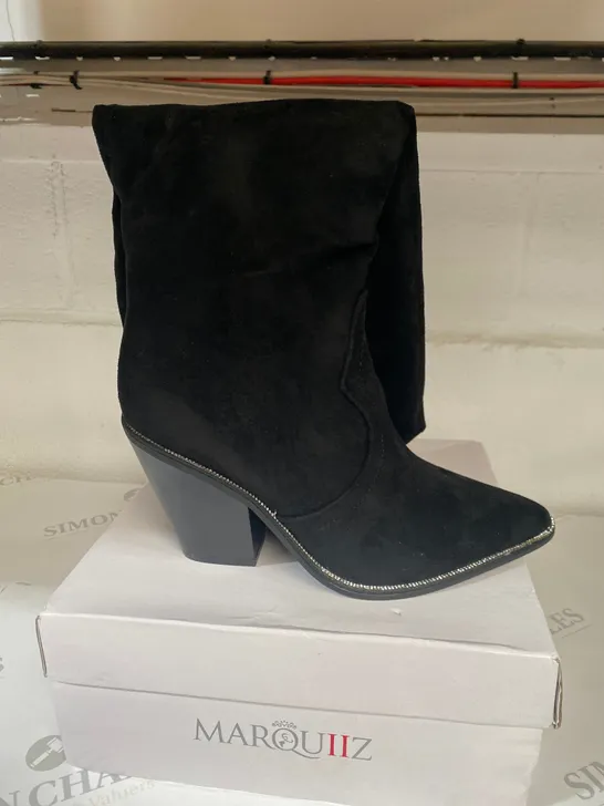 BOXED PAIR OF MARQUIZ BLACK BOOTS SIZE 38