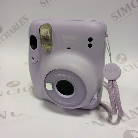 FUJI FILM INSTAX MINI 11 INSTANT CAMERA