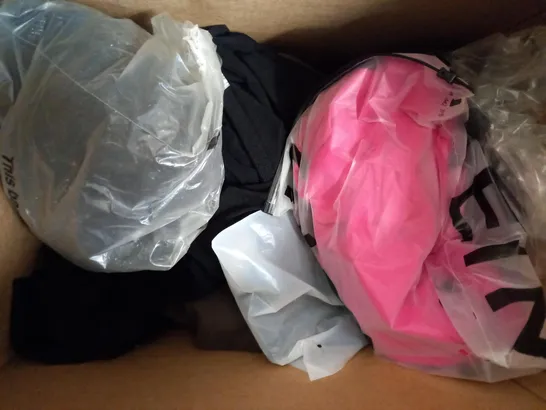 BOX OF APPROXIMATELY 10 ASSORTED CLOTHING AND FASHION ITEMS OF VARIOUS COLOURS AND STYLES TO INCLUDE SHEIN, H&M, ADANOLA, ETC