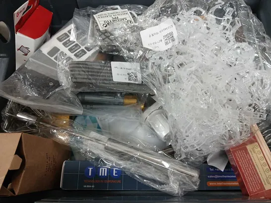 BOX OF APPROXIMATELY 14 ASSORTED ITEMS TO INCLUDE - MESH NEBUKUZER , SMOL , FRAME ETC