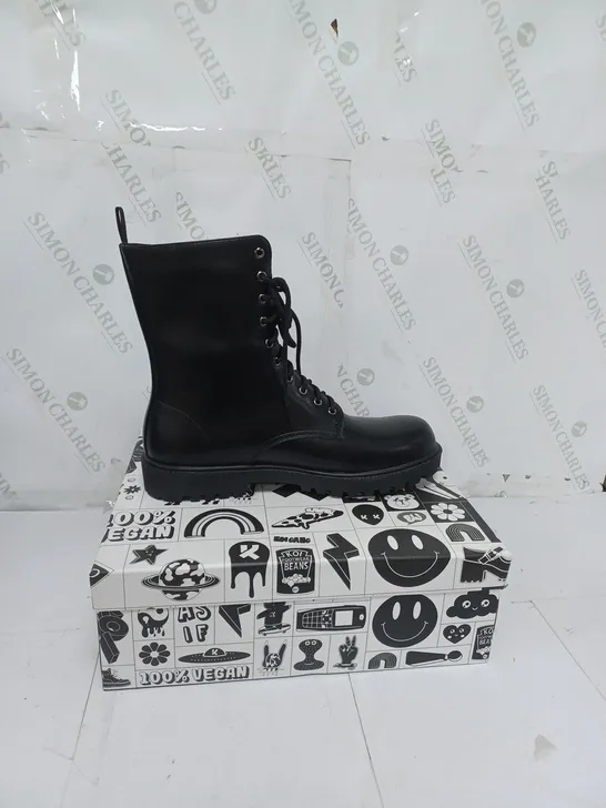 KOI FOOTWEAR MENS LACE UP BLACK MILITARY BOOTS SIZE 11