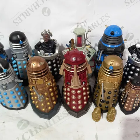 BOX OF ASSORTED DOCTOR WHO ITEMS TO INCLUDE CYBERMAN HELMET, DALEK FIGURES, ETC