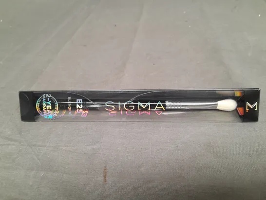 SIGMA MAKE UP BLENDING BRUSH E25