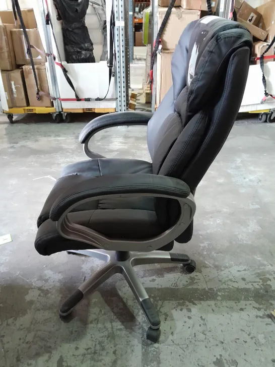 PU DIRECTORS OFFICE CHAIR - BLACK (COLLECTION ONLY)