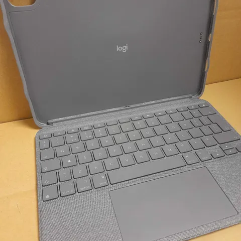 LOGITECH COMBO TOUCH IPAD PRO 11" KEYBOARD CASE