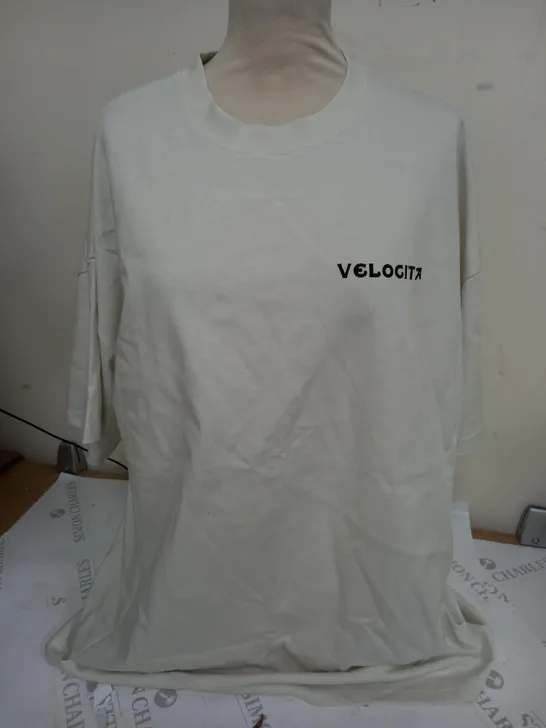 VELOGITA NEED MONEY FOR PORCHE T-SHIRT IN WHITE - LARGE