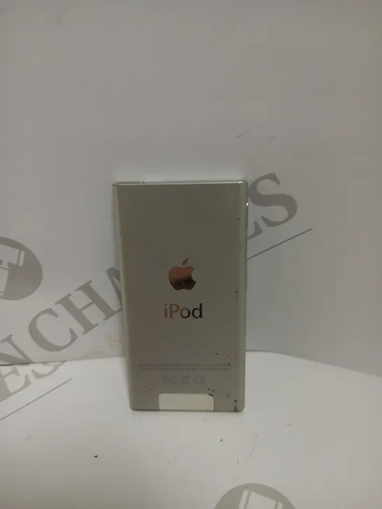 APPLE A1446 IPOD 