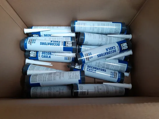 LOT OF 25 310ML TUBS OF NO NONSENSE WHITE DECORATORS CAULK