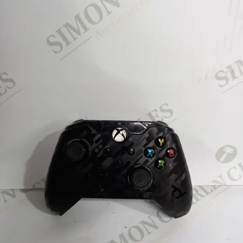 PDP GAMING PHANTOM BLACK WIRED XBOX CONTROLLER