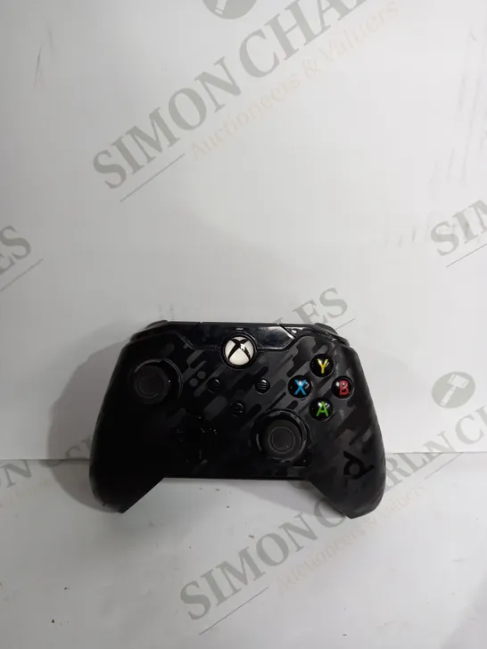 PDP GAMING PHANTOM BLACK WIRED XBOX CONTROLLER