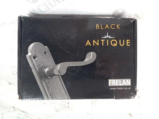 FRELAN PAIR OF BLACK ANTIQUE DOOR HANDLES