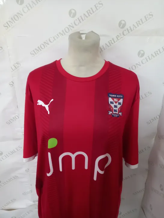 YORK CITY FC FOOTBALL JERSEY SIZE XL