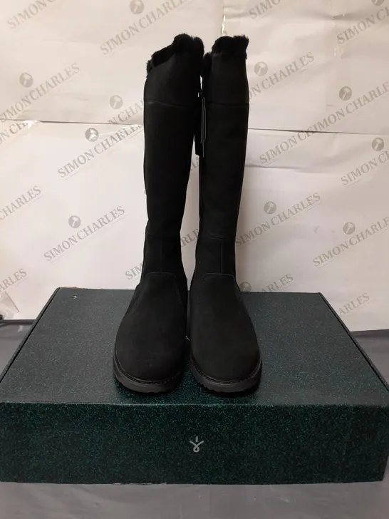 EMU AUSTRALIA LADIES BLACK WATERPROOF KNEE HIGH BOOTS SIZE 7