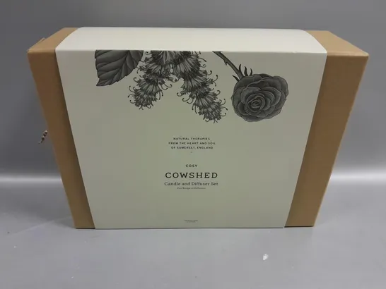 BOXED COSY COWSHED CANDLE AND DIFFUSER SET