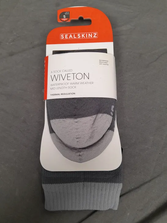 SEALSKINZ WIVETON WATERPROOF WARM WEATHER MID LENGTH SOCK - UK 3-5