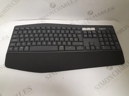 LOGITECH MK850 PERFORMANCE KEYBOARD