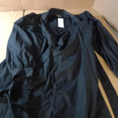 MISS SELFRIDGE BLACK WRAP BLOUSE - SIZE 18