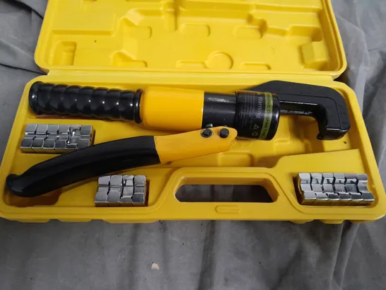 HYDRAULIC CRIMPING TOOL 