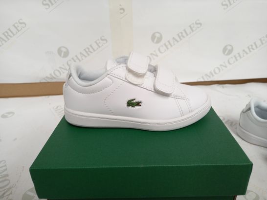 BOXED PAIR OF LACOSTE WHITE CARNABY BABY SHOES - UK INFANT SIZE 7 