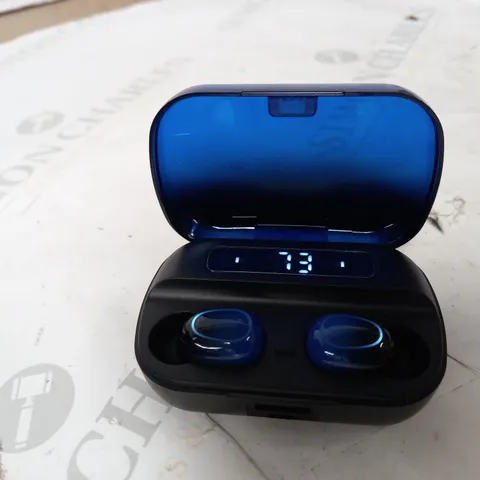 HBQ-Q82TWS STEREO WIRELESS MINI EARBUDS 