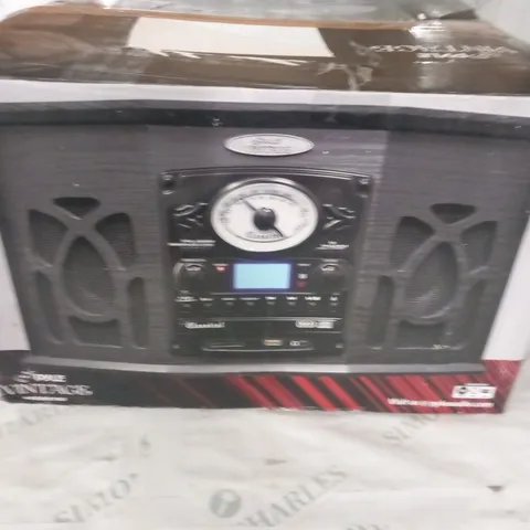 BOXED PYLE VINTAGE PTCDS7UI VINTAGE TURNTABLE WITH CD/CASSETTE/RADIO/AUX-IN/USB/SD/MP3 AND VINYL TO MP3 ENCODING