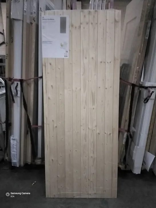 2033MM X 813MM NORDIC SOFTWOOD LEDGED AND BRACED DOOR