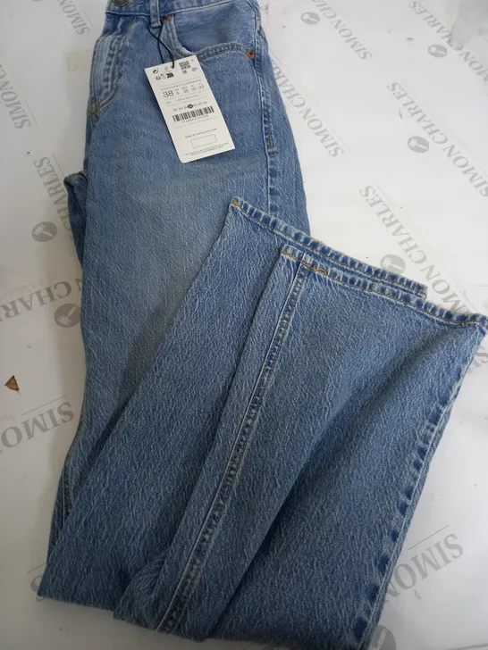 STRADIVARIUS STRAIGHT VINTAGE BLUE DENIM JEANS - UK SIZE 10