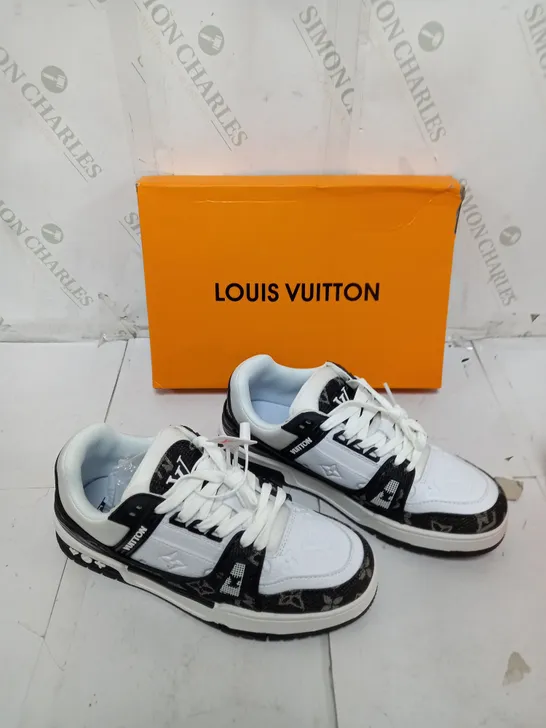 BOXED PAIR OF LOUIS VUITTON SIZE 43 BLACK/WHITE CHUNKY TRAINERS 