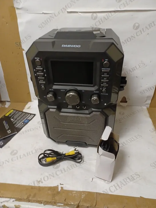 DAEWOO AVS1302 BLUETOOTH KARAOKE MACHINE