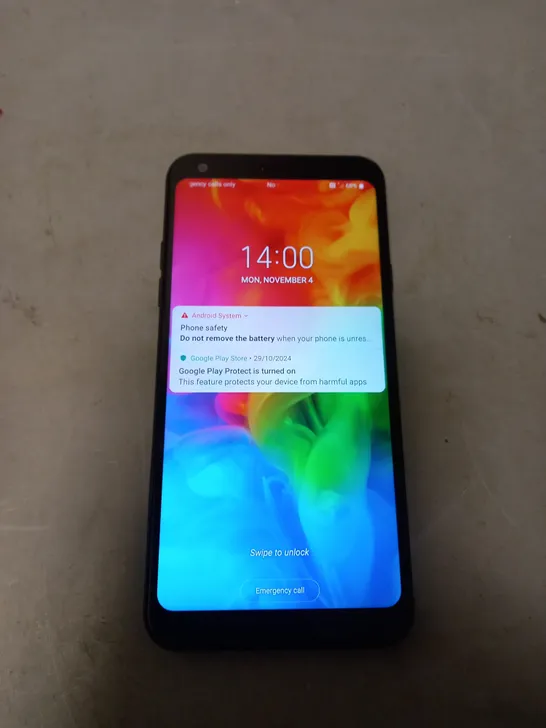 LG Q7 MOBILE PHONE