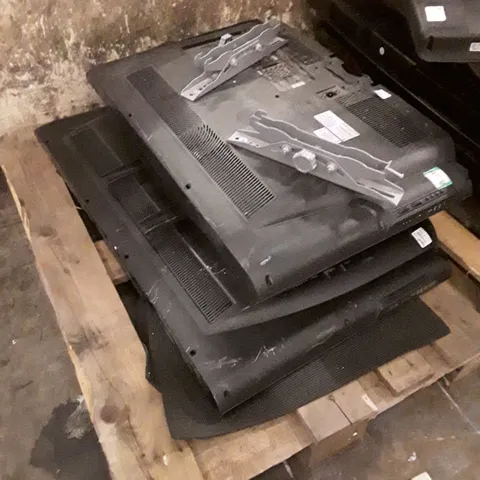 PALLET CONTAINING APPROXIMATELY 3 ASSORTED TVS