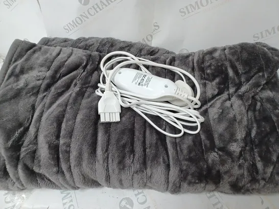 COZEE HOME VELVETSOFT HEATED THROW IN CHARCOAL 