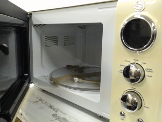 SWAN 800W 20L MICROWAVE IN CREAM