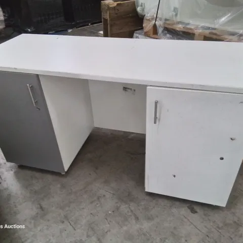 THREE MOBILE PEDESTAL DESKS/WORKSTATIONS 464 × 560